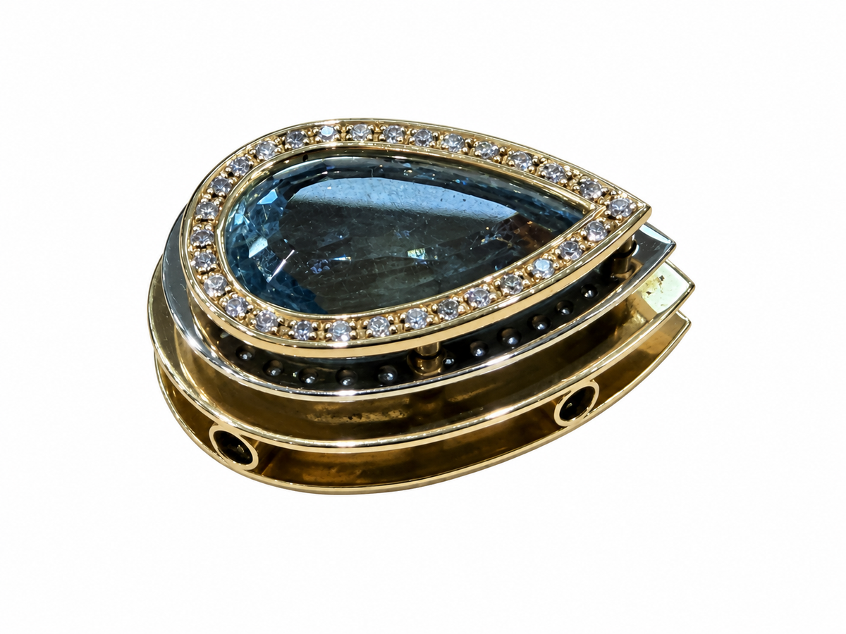 Aquamarin-Anhänger 20 ct in 750er Gelbgold mit Brillanten – Detailansicht