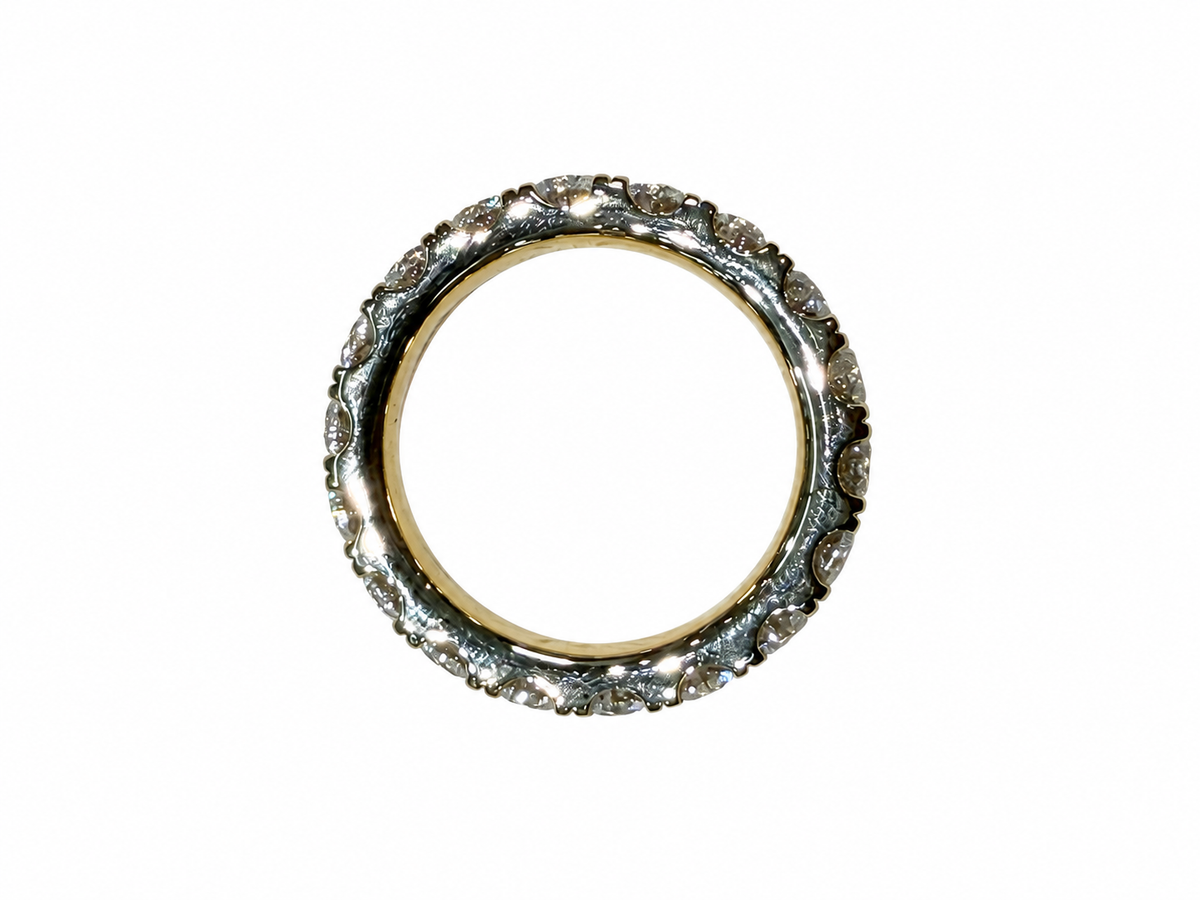 Memoire-Ring mit 18 Brillanten von 3,26 ct in 18 kt Gelbgold – Seitenansicht