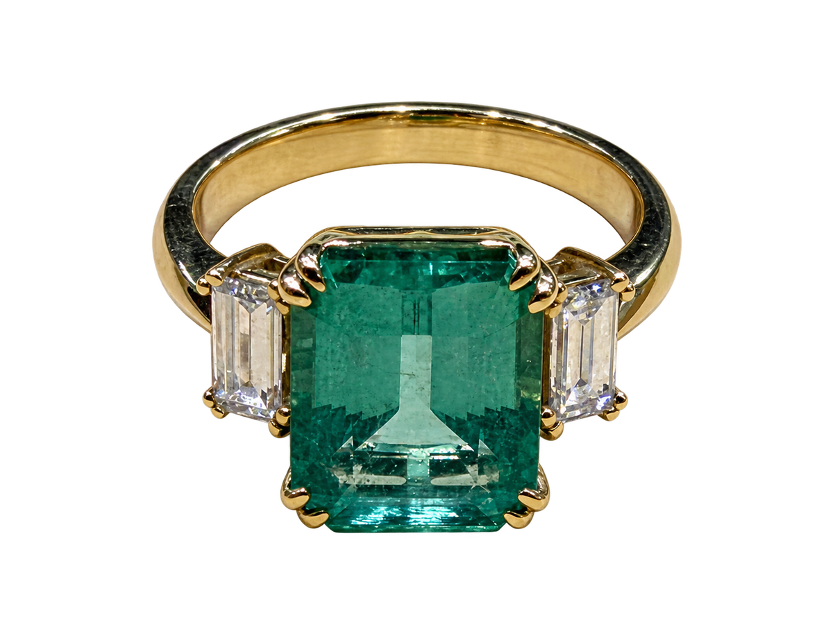 Smaragd-Diamant-Ring in 14 kt Gold - Vorderansicht