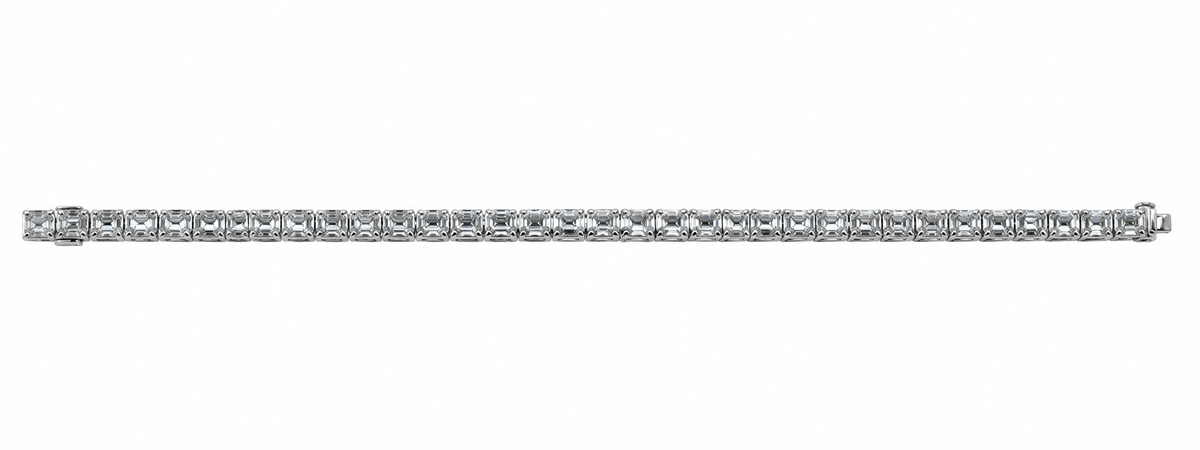 Tennisarmband in 18 Karat Weißgold mit 33 Brillanten, 16,5 ct